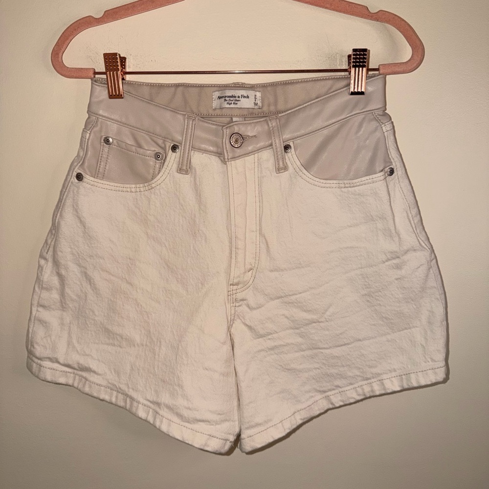 Abercrombie & Fitch Cream High Waist Shorts